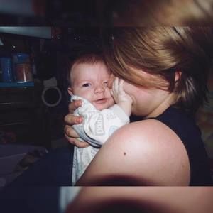 Meet your Posher, Caitlin